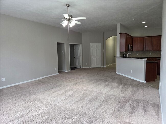 Building Photo - 2203 Winchester Lake