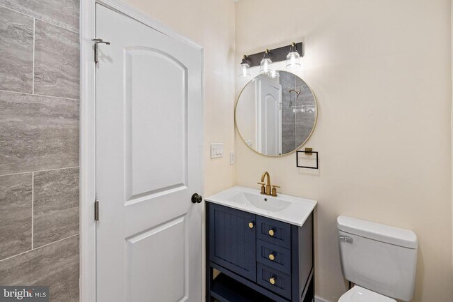 Building Photo - 6 S Payson St