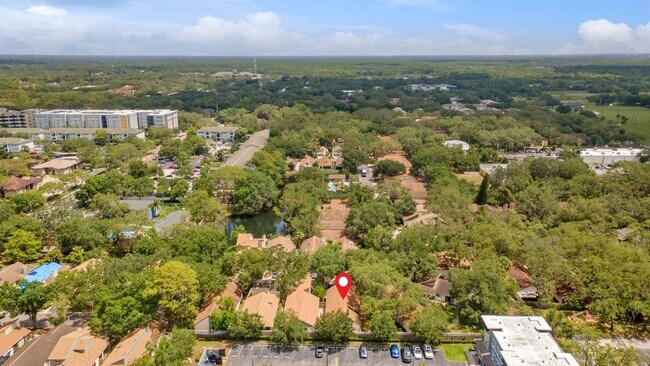 Building Photo - Stunning 3 BR/2 BA/2 Garage Single Family Home in  highly sought-after Sweetwater Oaks!