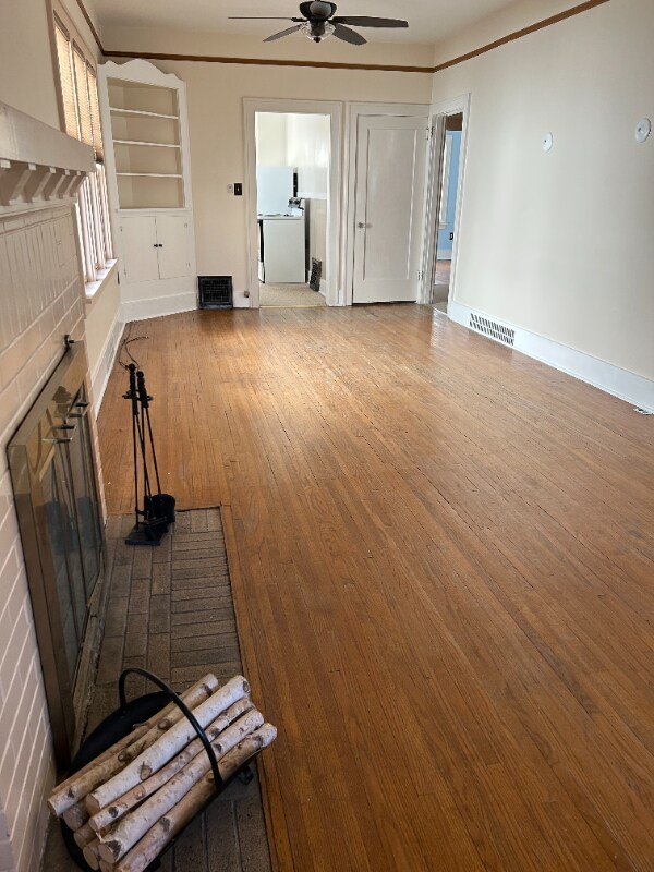 Building Photo - 610 4th Ave N