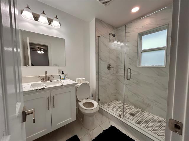 Building Photo - 2707 El Capitan Dr