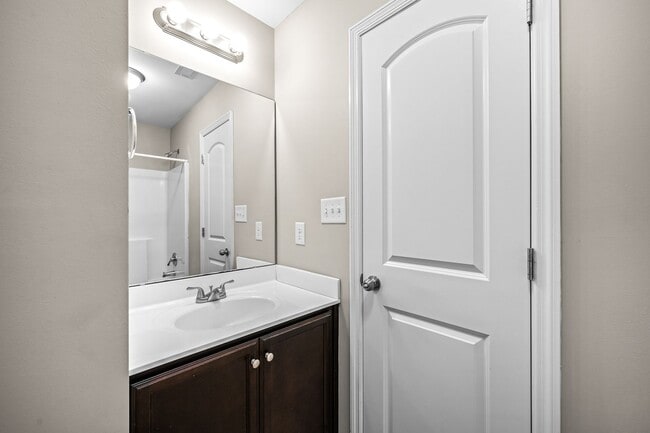 Building Photo - 525 Oyster Rock Ln