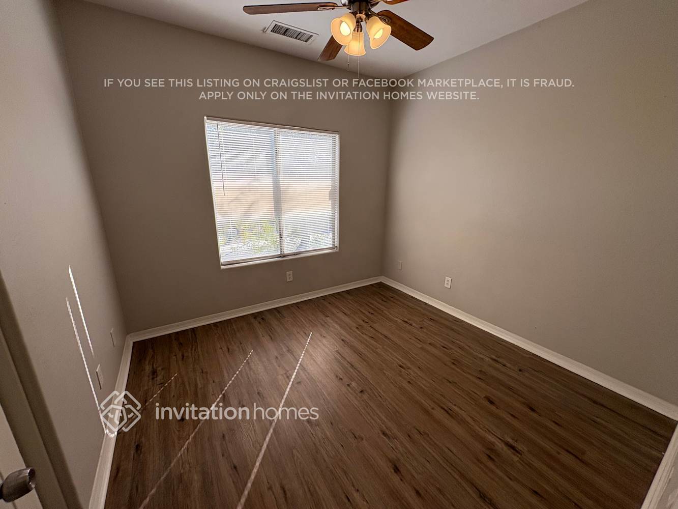 Building Photo - 29422 W Whitton Ave