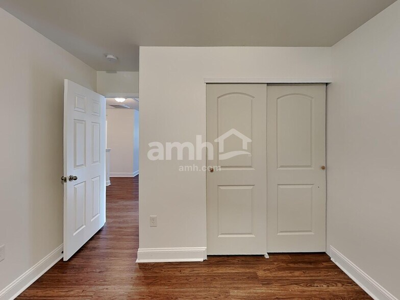 Building Photo - 4403 Mary Point Rd