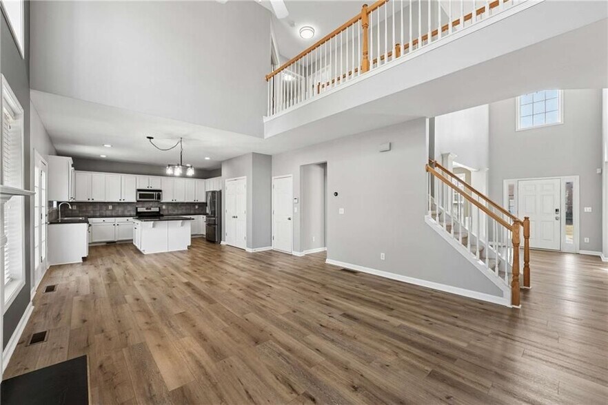 Building Photo - 1304 Kirkwood Ln