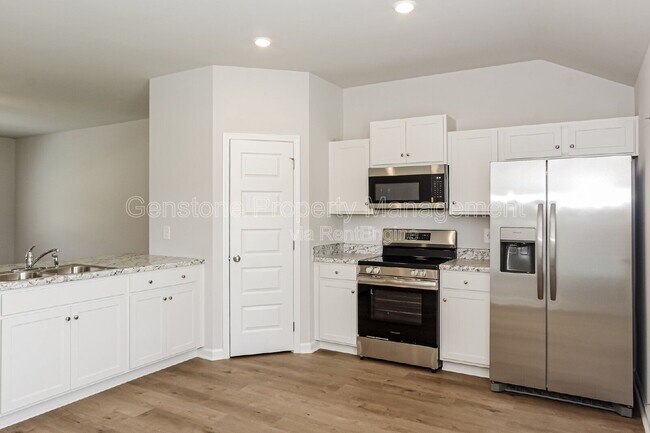 Building Photo - 306 Spanish Moss Ct