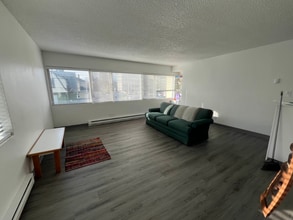 Building Photo - 1080 Patterson St