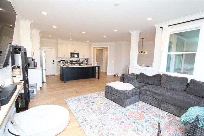 Building Photo - 2734 Kerley Cir