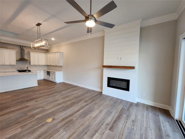 Building Photo - 633 Stickley Oak Way