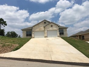 Building Photo - 200 Mauna Kea Ln