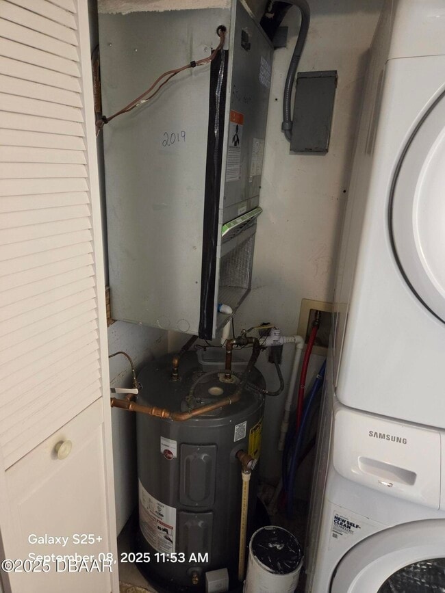 Building Photo - 500 Palm Springs Blvd