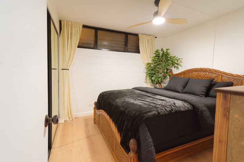 Building Photo - 975 Ala Lilikoi St