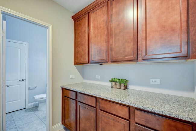 Building Photo - 27714 Dalton Bluff Ct