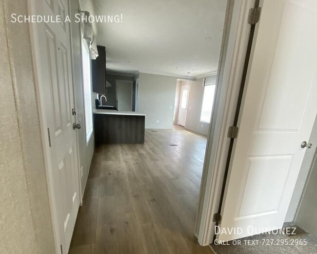 Building Photo - 514 Murray-