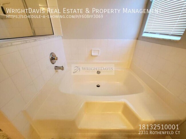 Building Photo - 2331 Rothenfeld Ct