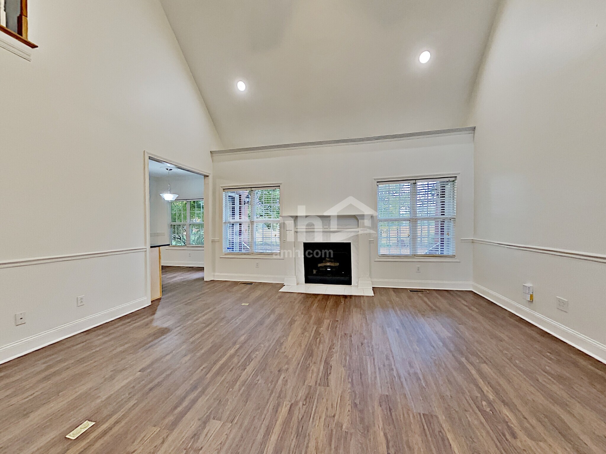 Building Photo - 311 Annadel St