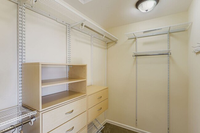 Building Photo - 4bd/3.25ba Kirkland house