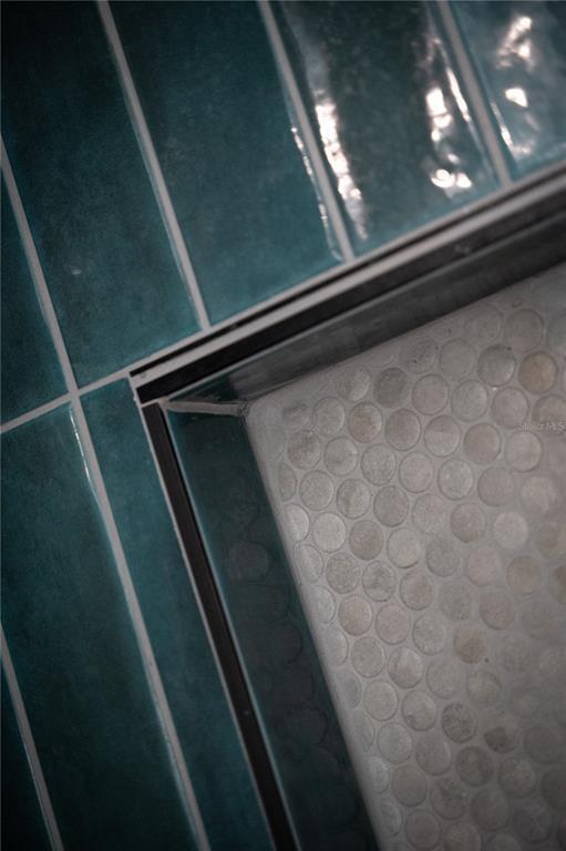 Building Photo - 1097 Eden Isle Blvd NE