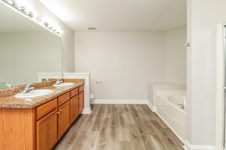 Building Photo - 6015 Timbertop Ln