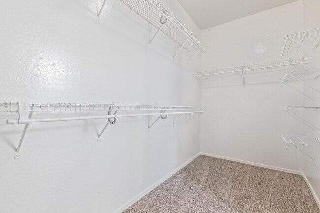 Building Photo - 7407 W Darrow St