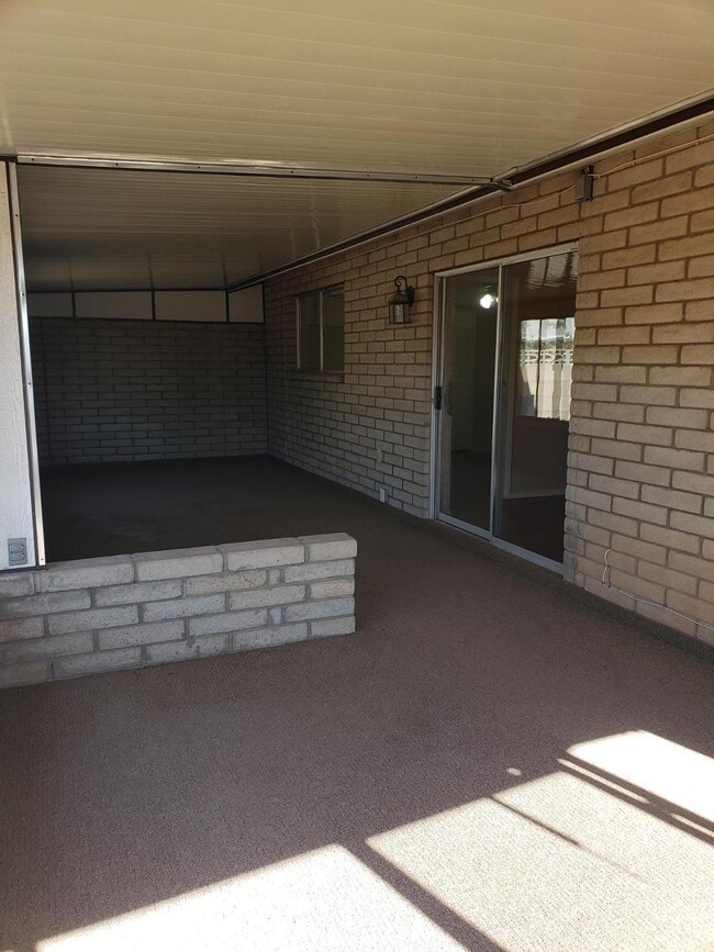 Building Photo - 9626 W Mountain View Rd