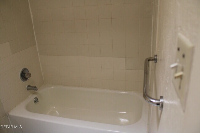 Building Photo - 11435 Sundrop Ct