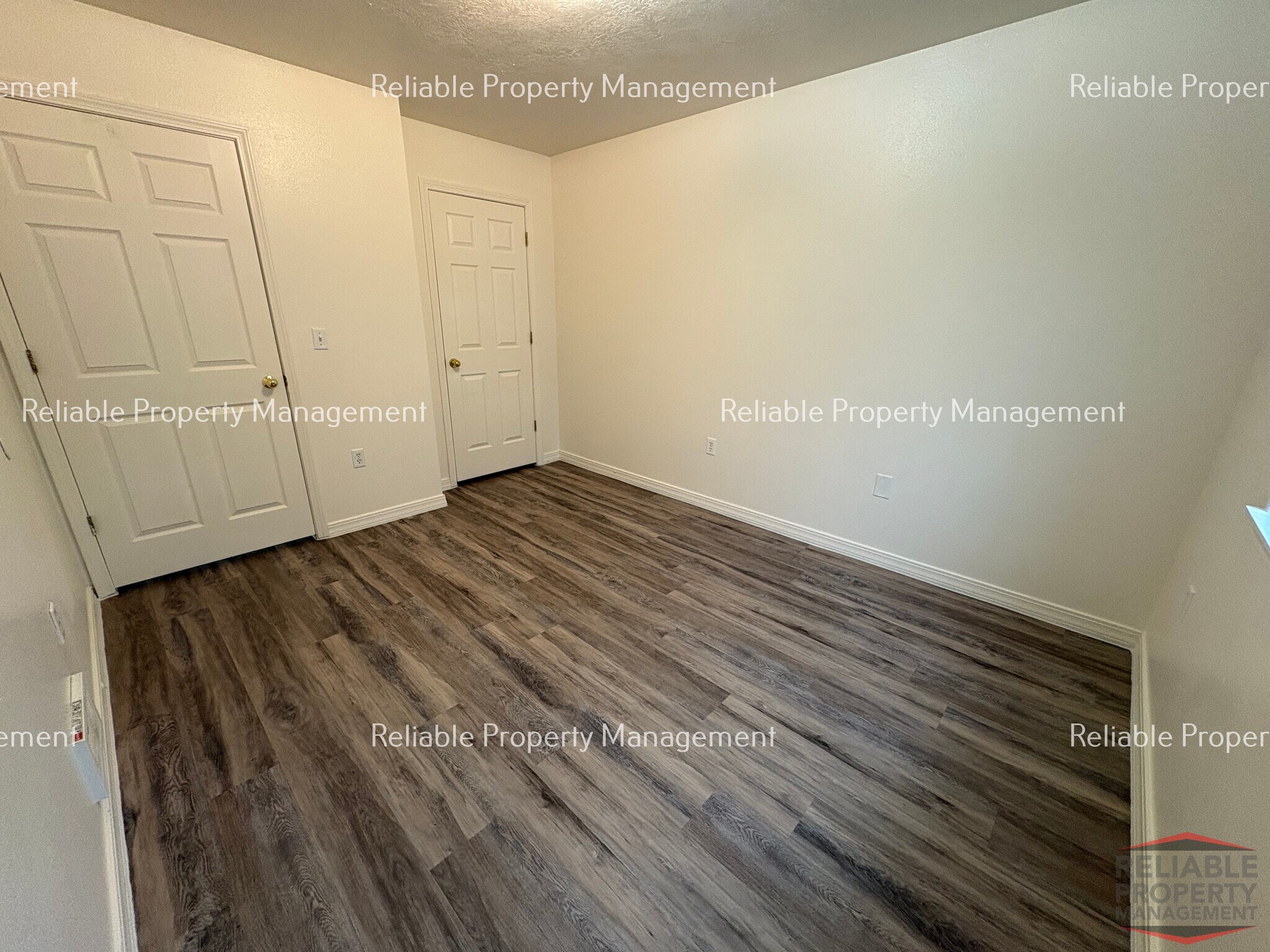 Building Photo - 2240 Meppen Dr