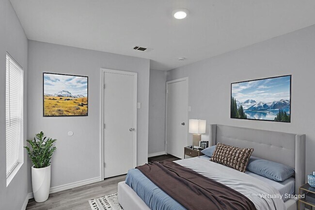 Building Photo - 219 Loma Dr