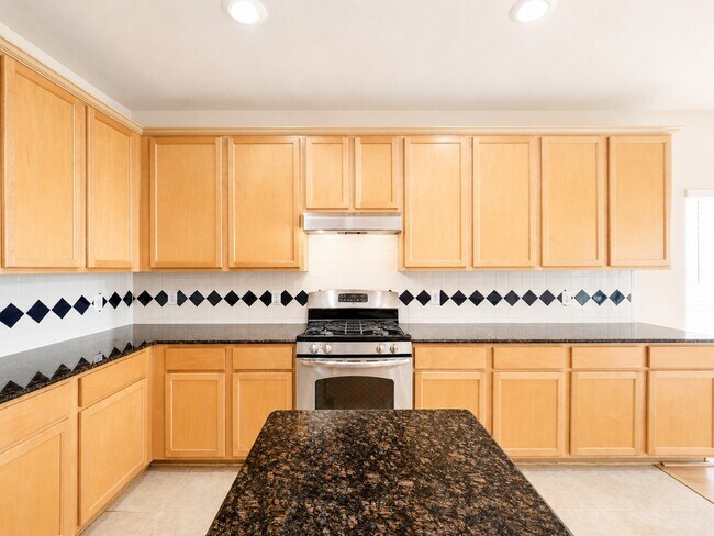 Building Photo - 1815 Granite Field Ln