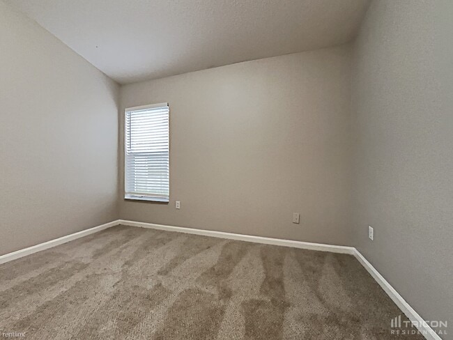 Building Photo - 7848 Mariners Harbour Dr