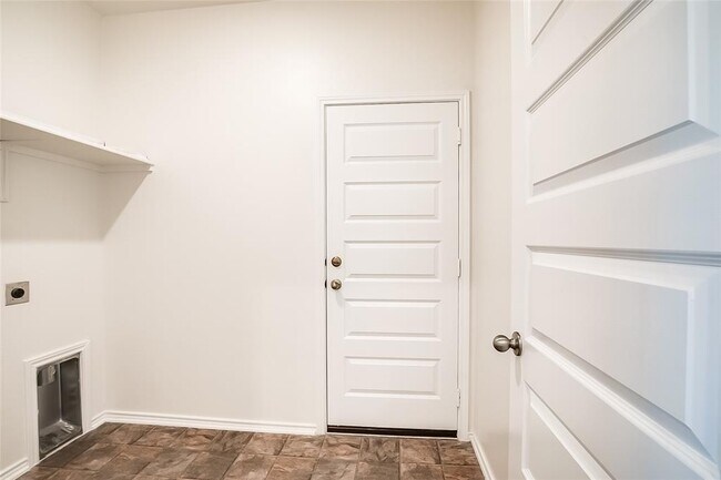 Building Photo - 4449 Acerno St