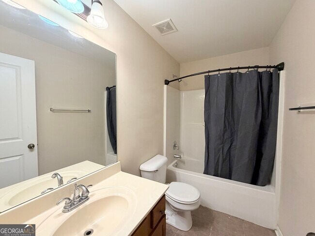 Building Photo - 259 Ascott Ln
