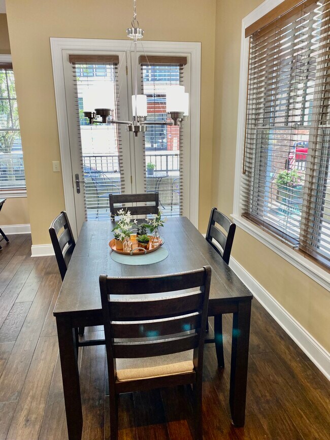 Building Photo - 30 Whistler Ct