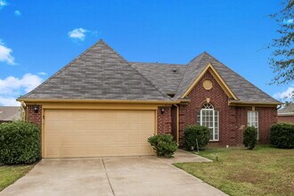 Building Photo - 4088 Carroll Dr