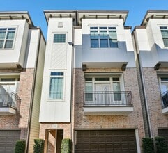 Building Photo - 1040 W 26th St