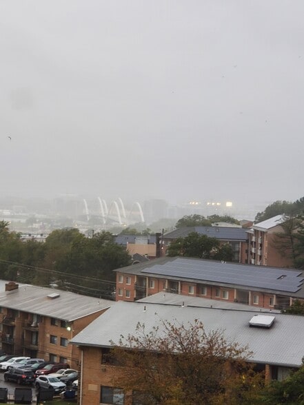 Building Photo - 2603 Douglass Pl SE