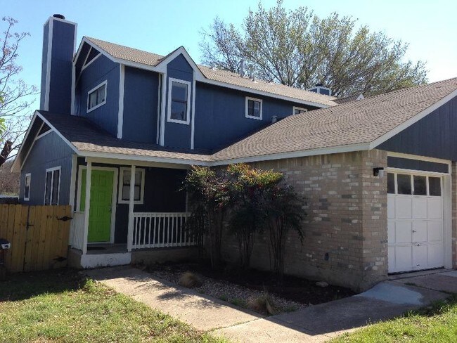 Primary Photo - 2003 Kenneth Ave