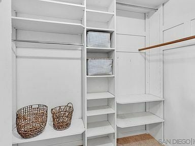 Building Photo - 8696 Villa La Jolla Dr