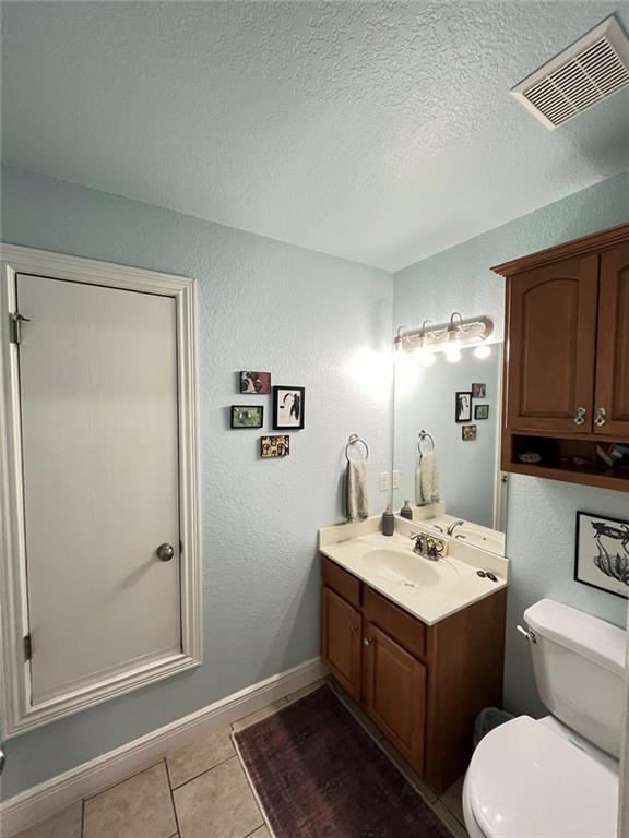 Building Photo - 1905 W Countryside Ln