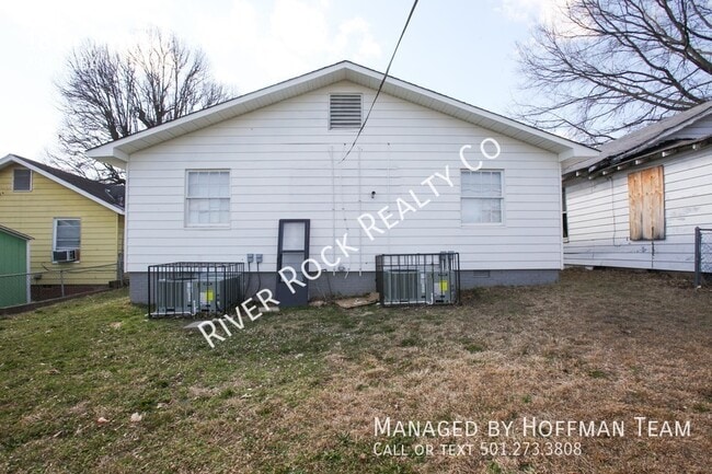 Building Photo - 1814 Moss St