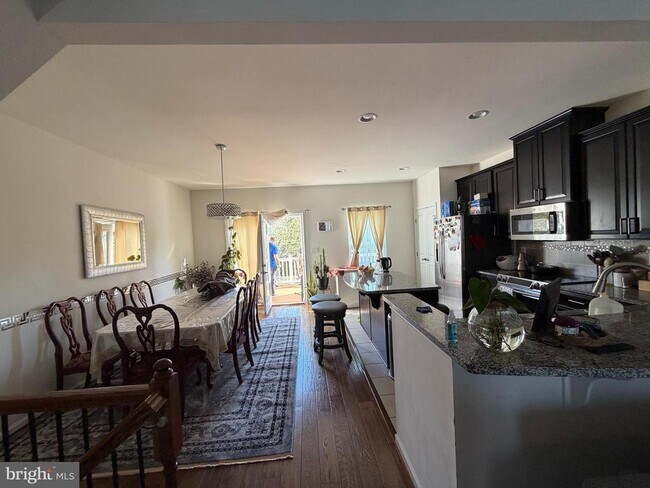 Building Photo - 41717 McMonagle Square