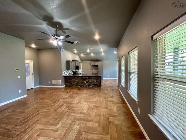 Building Photo - 5021 Olivia Ln
