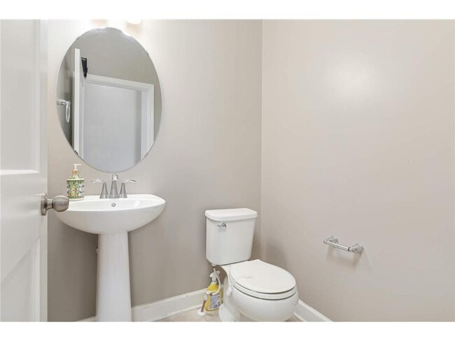 Building Photo - 17545 57th St NE