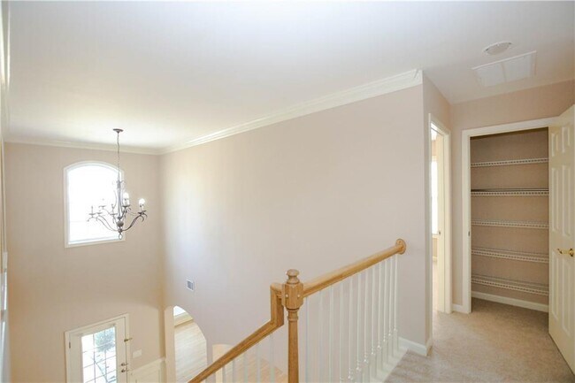 Building Photo - 6614 Mimosa Cir