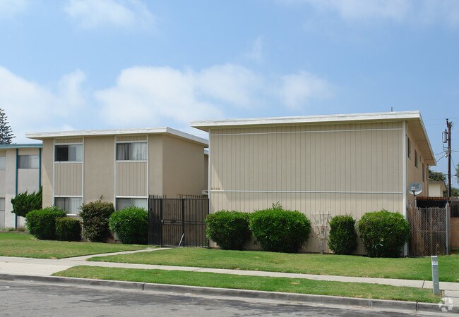 Building Photo - 6359 Whippoorwill St