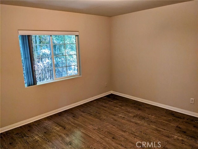 Building Photo - 1927 Cloverfield Blvd