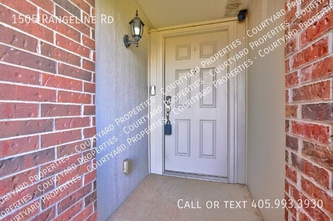 Building Photo - 1505 Rangeline Rd