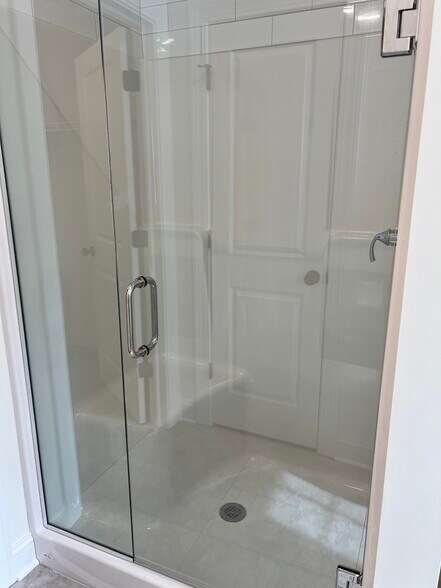 Building Photo - 6066 New Taylor Rd