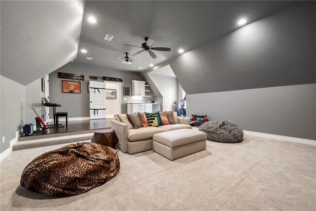 Building Photo - 4502 NE Birchgrove Pl