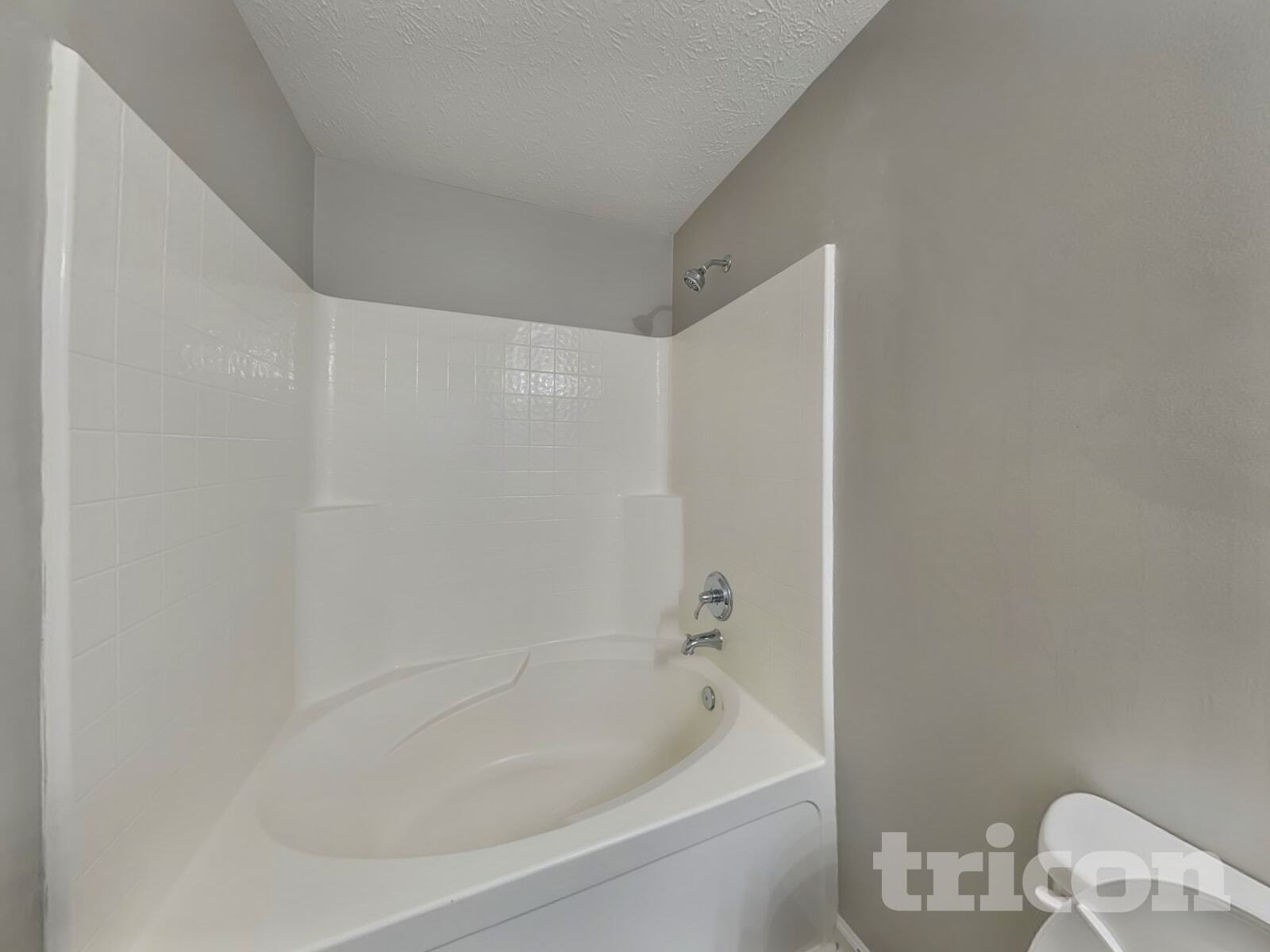 Building Photo - 1621 Bridgecreek Crossing